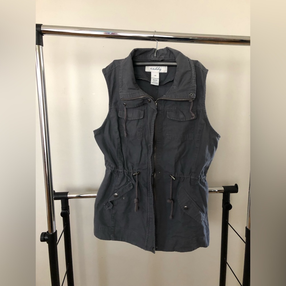 NWT Sebby grey rushed waist utility pocket vest